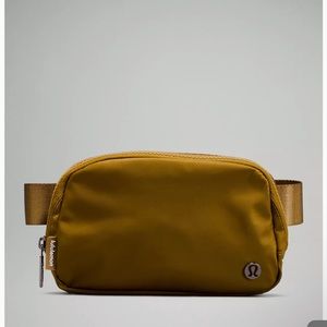 NWT LULULEMON Everywhere Belt Bag Burnt Caramel NEW